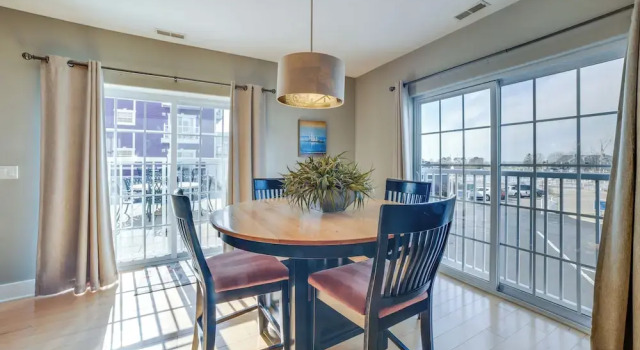 Апартаменты с 2 комнатами с балконом Idyllic New Buffalo Condo: Walk to Beach & Shops!