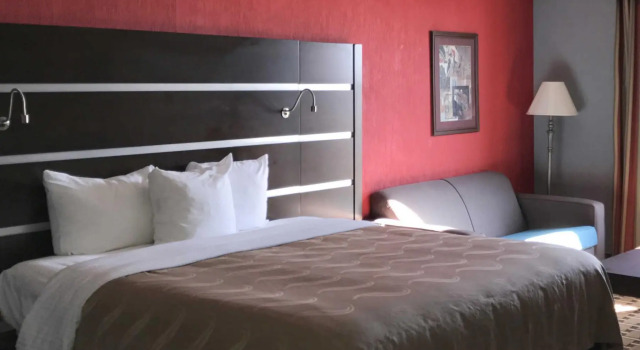 Номер Standard Quality Inn Houston East I-10
