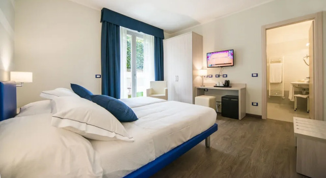 Одноместный номер Superior с балконом Hotel Eden Garda