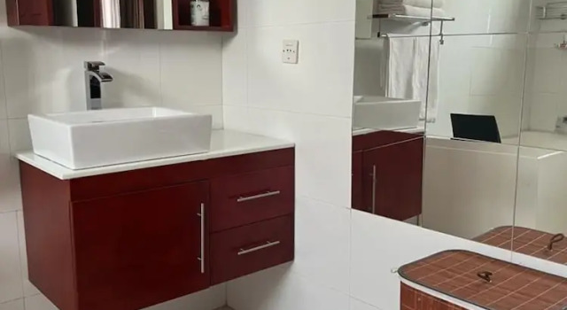 Люкс Executive Cromer Serviced Apartments