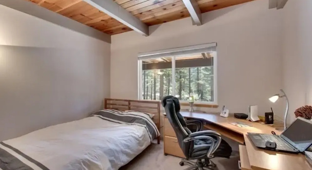 Шале Sagebrush Cottage 3 Bedroom Chalet
