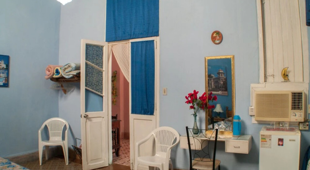 Colonial Miriam y Gladys, Book Hotel Cienfuegos Cuba
