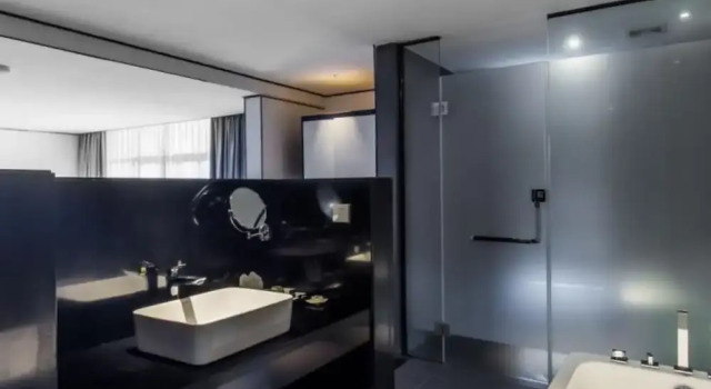 Семейный номер Standard с балконом Floral Hotel Yangshuo Xiaozhuxiangxie