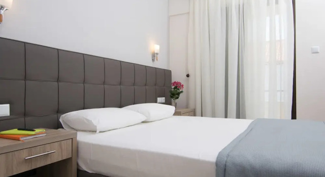 Трёхместный номер Superior с балконом Sun Rise Hotel