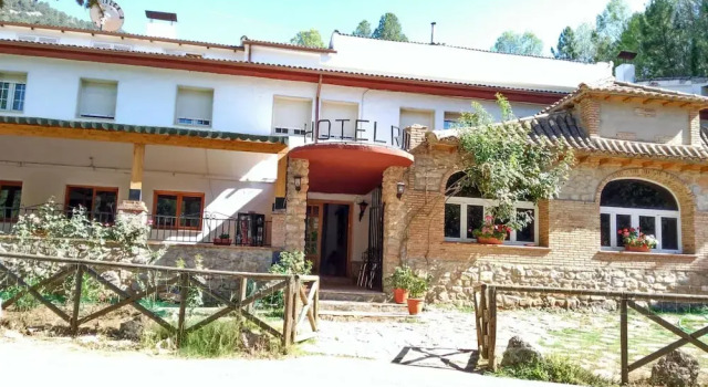 Pensión Rural Arroyo la Teja, Забронировать Отель Арройо-Фрио Sierra de Cazorla, Segura y Las Villas Nature Reserve