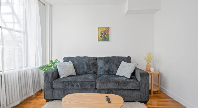 Lovely Apt Near Central Park, Забронировать Отель Нью-Йорк Нью-Йоркская агломерация, рядом с Культурный центр Онассиса