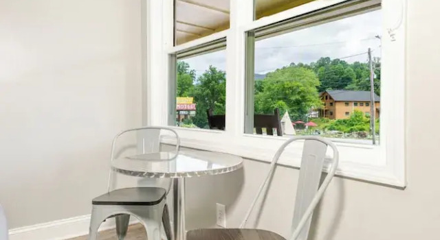 Четырёхместный номер Standard Qualla Cabins and Motel Cherokee near Casino