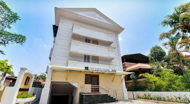 OYO Flagship 30720 Hotel Grand Casa