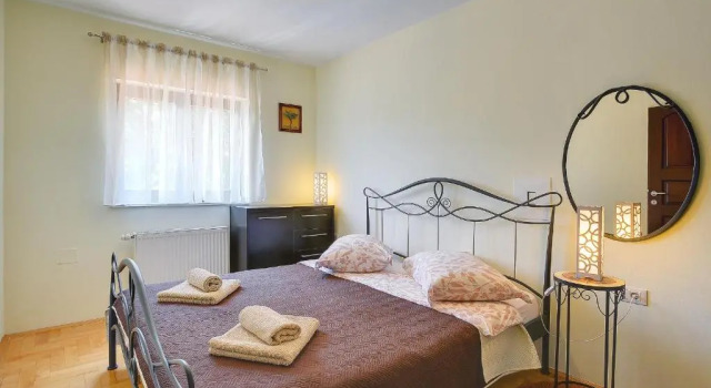 Villa Nina, Забронировать Вилла Коттеджи Медулин, рядом с Песчаный пляж Биеца, Коттедж
