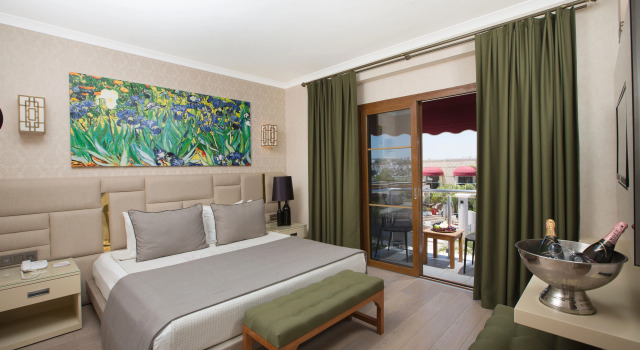 Одноместный номер Standard с видом на бассейн Bodrium Hotel & Spa - City Center