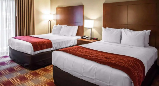 Четырёхместный номер Business Sleep Inn Savannah Midtown