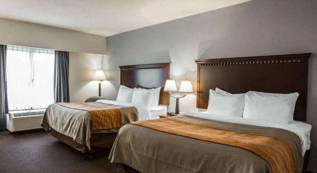 Comfort Inn & Suites Lumberton Central I-95, Забронировать Отель Отели Ламбертон с завтраком, Завтраки