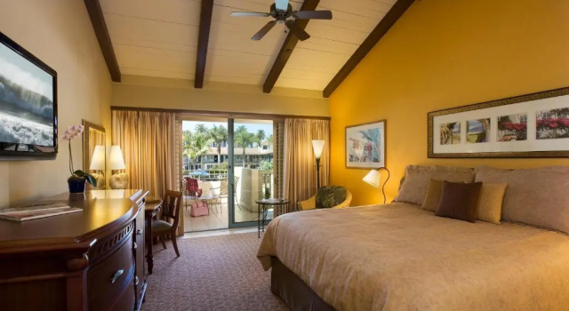 Run of House Harbor View Inn