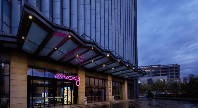 Moxy Shanghai Xuhui, Varaa Hotelli Xuhui 