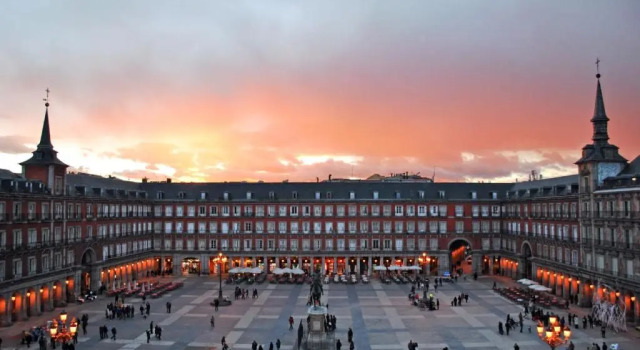 Nido MAD, Reserva ahora Hotel Latina Madrid