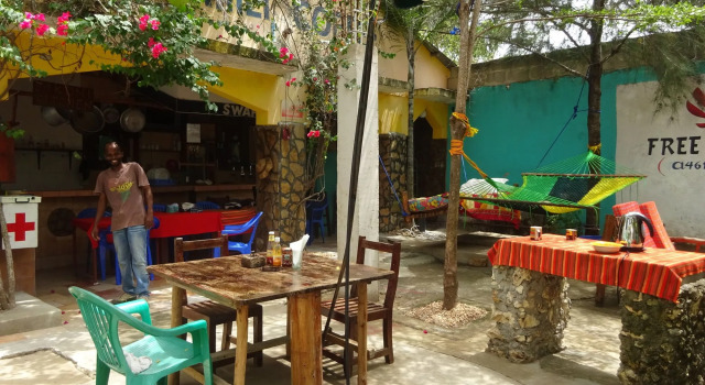 Homeland Swahili Lodge - Hostel