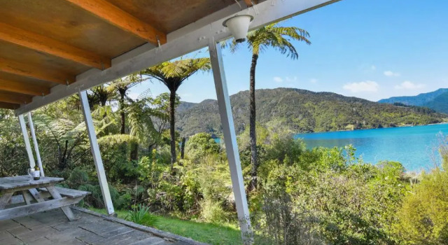 Scenic Serenity - Anakiwa Holiday Home