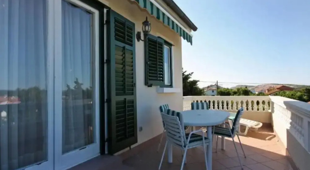 Апартаменты Beachside Serenity Apartments in Barbot