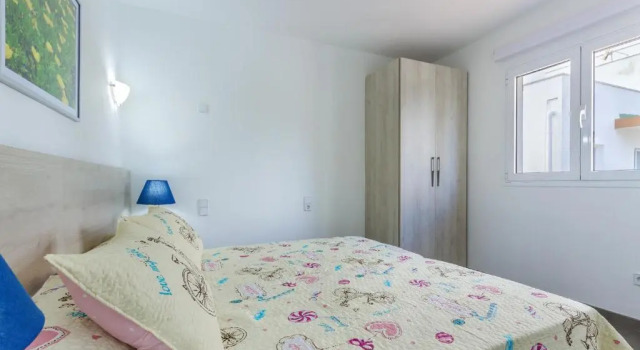 Apartment Assimetric - Only 100m to Beach, Book Apartment Alcudia Majorca