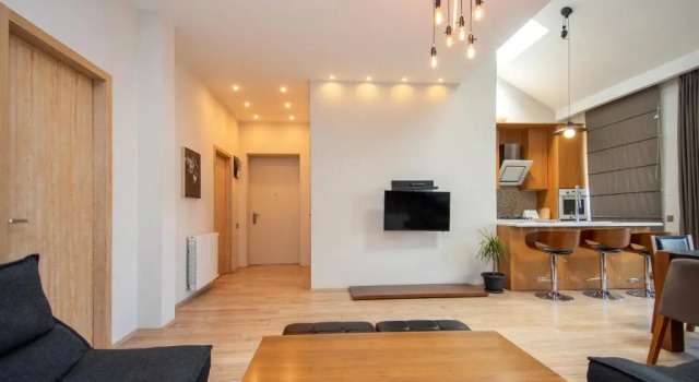 Luxury 4 bedroom apartment #1 in the city center of tbilisi, Забронировать Апартаменты/квартира Апартаменты Тбилиси, рядом с Площадь героев, Апартаменты/квартира