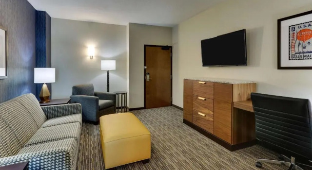 Двухместный люкс Drury Inn & Suites Lafayette IN
