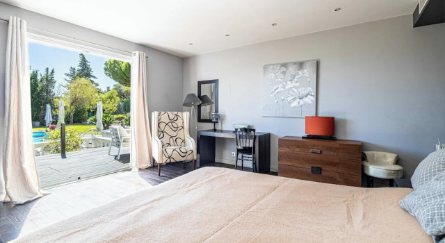 A c Villa 8BR 15P with Pool & Tennis - Antibes, Забронировать Вилла Антиб Приморские Альпы