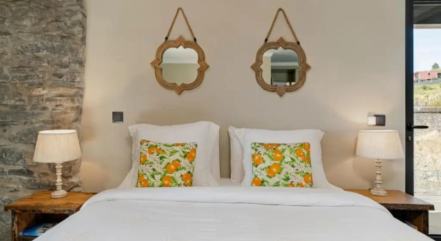 Villa Clementina | Cliffs&Ocean | Heated Pool, Prenota Villa Prazeres Arcipelago di Madeira
