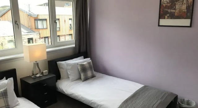2 Chessels Court, Flat 3, Забронировать Отель Эдинбург Midlothian, рядом с Национальный музей Шотландии