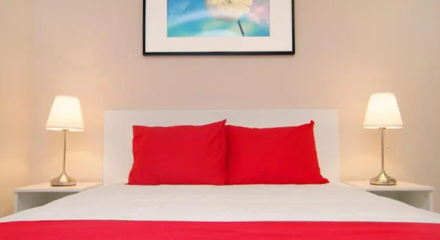 Modern & Elegant Studio