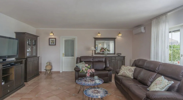 Beautiful Villa With a Large Pool and Wonderful Garden for Your Dream Vacation
