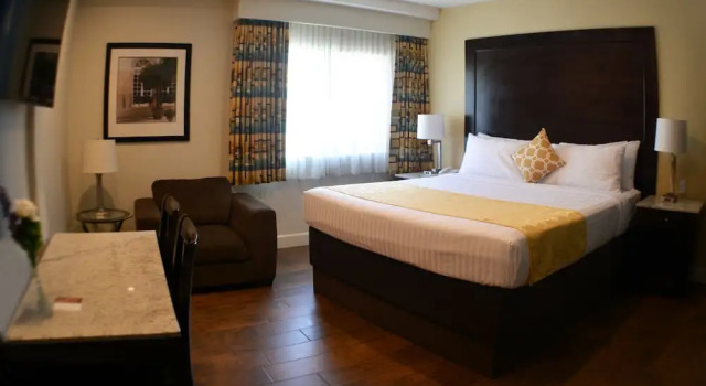 Люкс Comfort Hotel America