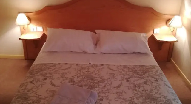hotel de la place, Rezervovat Hotel Hotely v Lotrinsko se snídaní, Snídaně