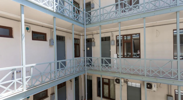 Apartment Rustaveli Opera, Забронировать Апартаменты/квартира Мтацминда Тбилиси, рядом с Концертный зал Тбилиси