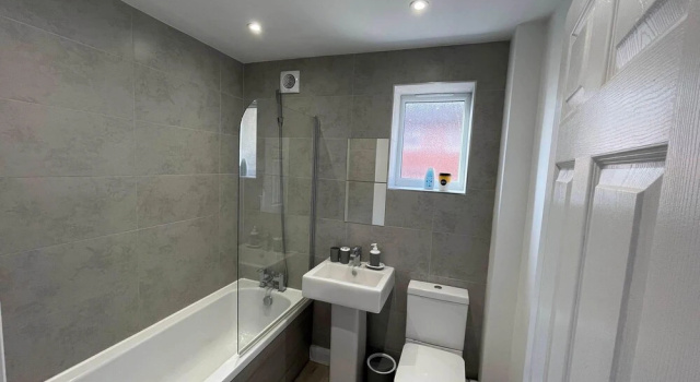 Коттедж 3 Bedroom New House with WiFi