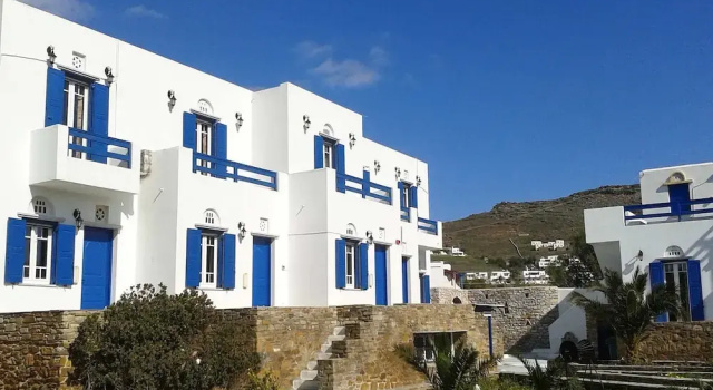 Nostos Beachfront Apartments & Studios