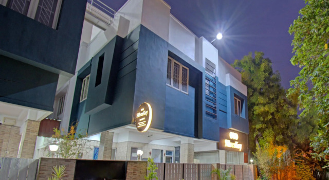 SilverKey Executive Stays 35719 Hive Avinashi Road, Забронировать Отель Отели штата Тамилнада 3 звезды, 3*