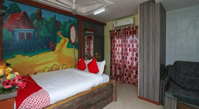 Green Villa by OYO Rooms