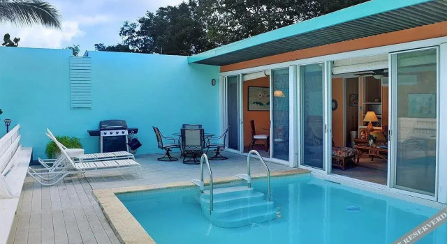 Pavilions and Pools Villa Hotel, Забронировать Отель Отели Назарета с парковкой, Парковка