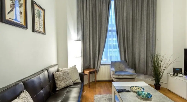 Spacious Centrally Located One Bed