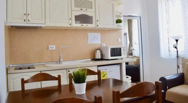 Апартаменты Family Hotel Apolonia