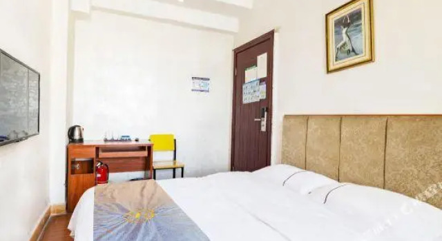 Guangfei Huishang 168 Hotel (Wanyuecheng Store, Guanlan People's Park, Shenzhen)
