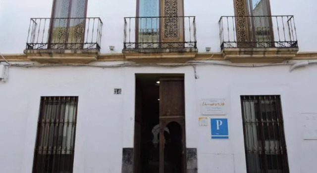 Safestay Cordoba Mezquita Catedral, Забронировать Отель Отели Кордовы с парковкой, рядом с Театр Tablao Cardenal, Парковка