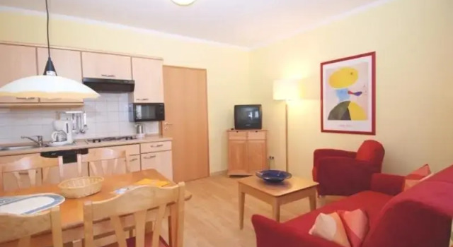 Haus Brandenburg - Apt. 09, Забронировать Апартаменты/квартира Апартаменты Остзеебад-Гёрен, Апартаменты/квартира
