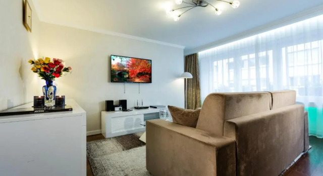 Апартаменты The Queen Luxury Apartments - Villa Vinicia