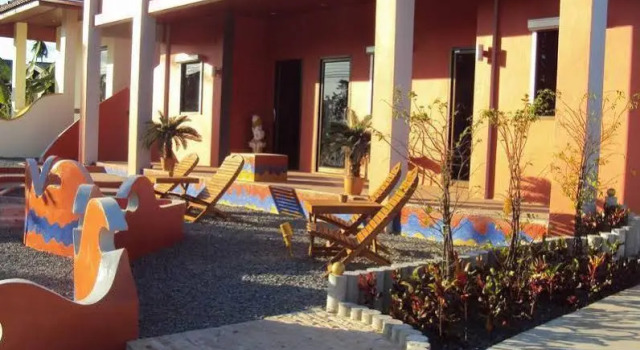 Oasis Hotel, Varaa Hotelli Hotellit North-Eastern Thailand pysäköinnillä, Pysäköinti