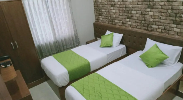 Двухместный номер Deluxe Olivia Inn And Suites