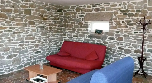 Charming House Located 2 km From the Village of Plozévet, Rezerwuj Hotel  