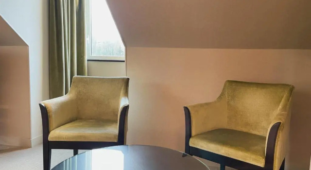 Полулюкс Amicitia - Hôtel & Restaurant