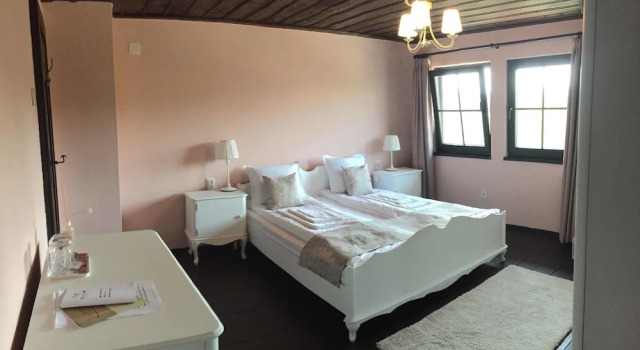 Двухместный номер F-Romantic с видом на реку HiStory INN Unique Guest House