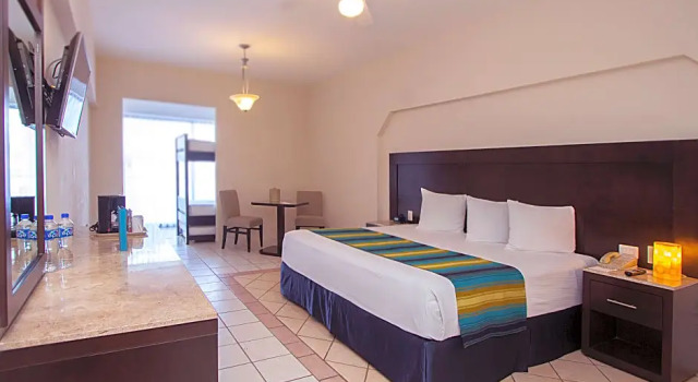 Семейный люкс Crown Paradise Club Cancun - Все включено